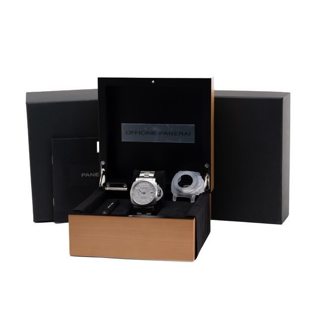 Panerai Luminor Marina PAM00977 Image 6